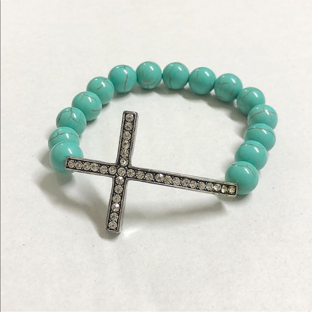 BRAND NEW!!! Cross Bracelet 😍